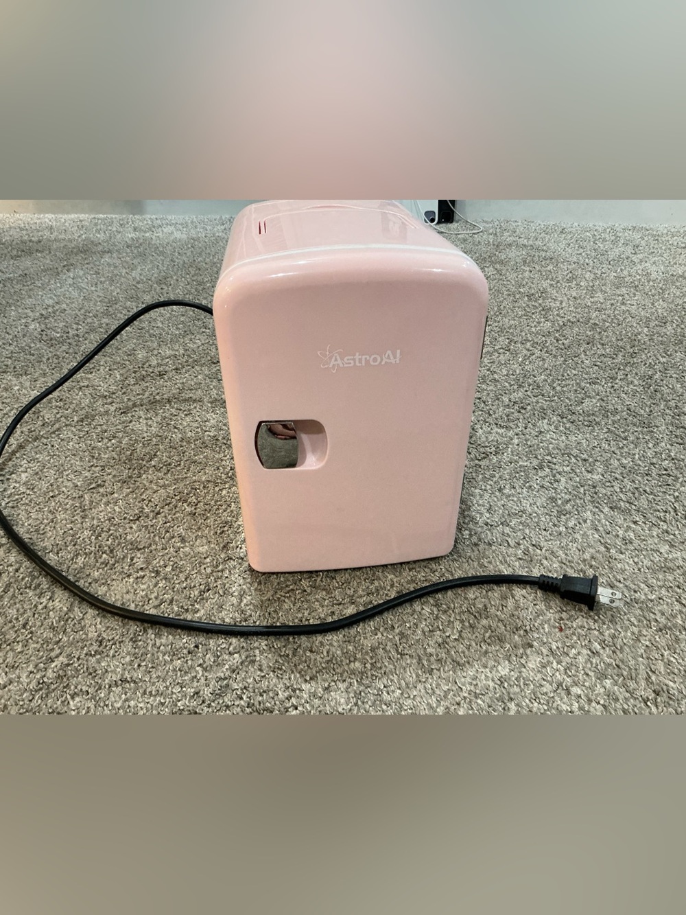 Pink Mini Electronics Cooler/Warmer